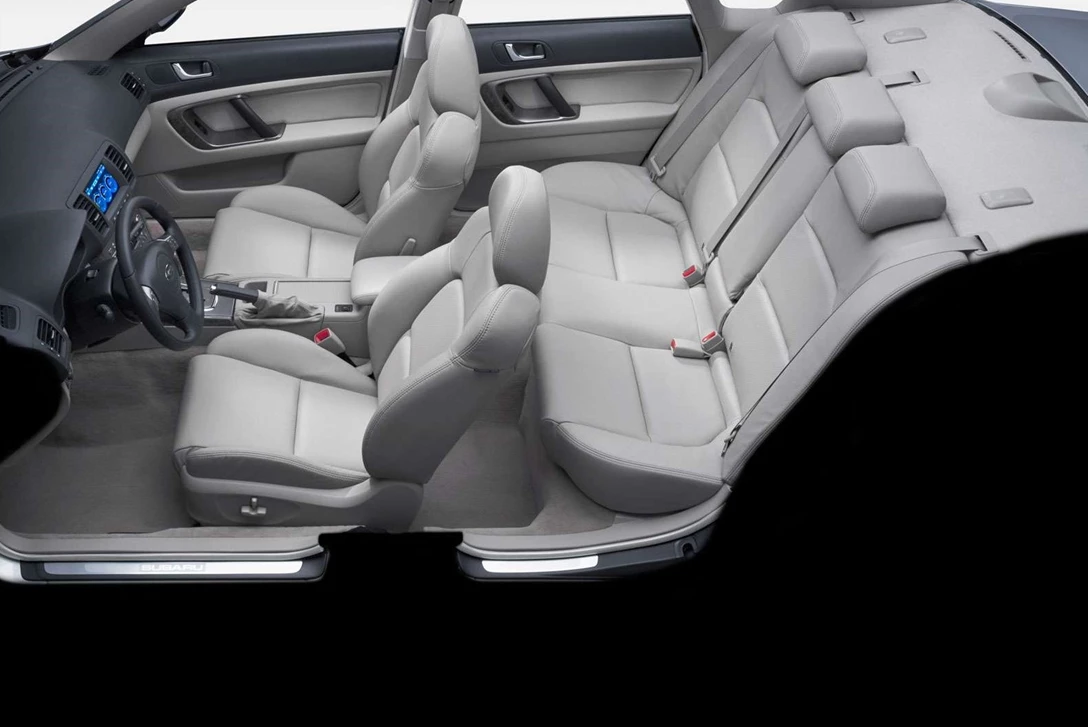 1593985-Subaru-Legacy_Sedan 5.jpg