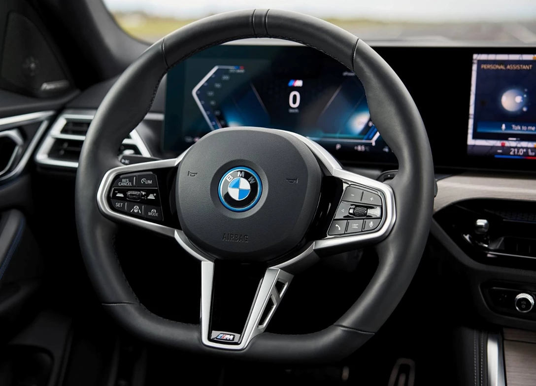1708798-BMW-i4-2025-08.jpg