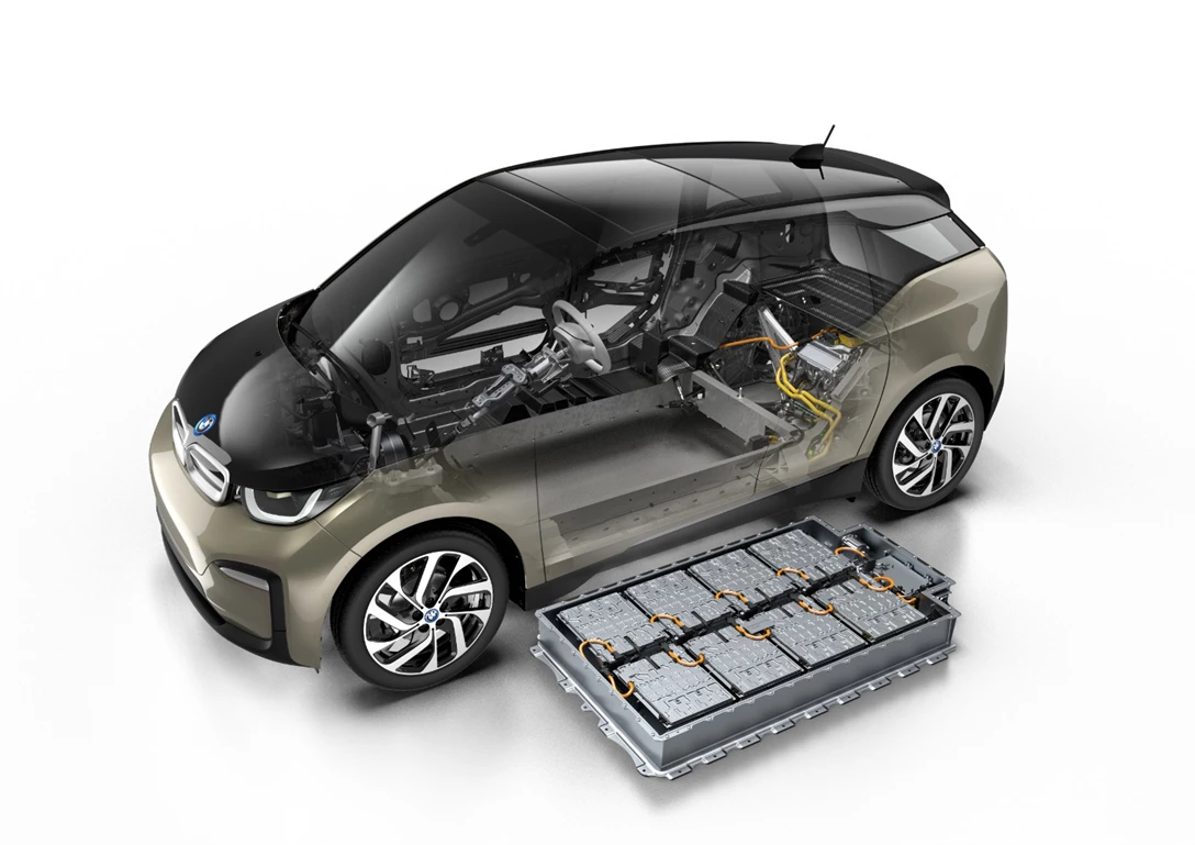 1617566-P90322998_highRes_the-new-bmw-i3-120-a.jpg