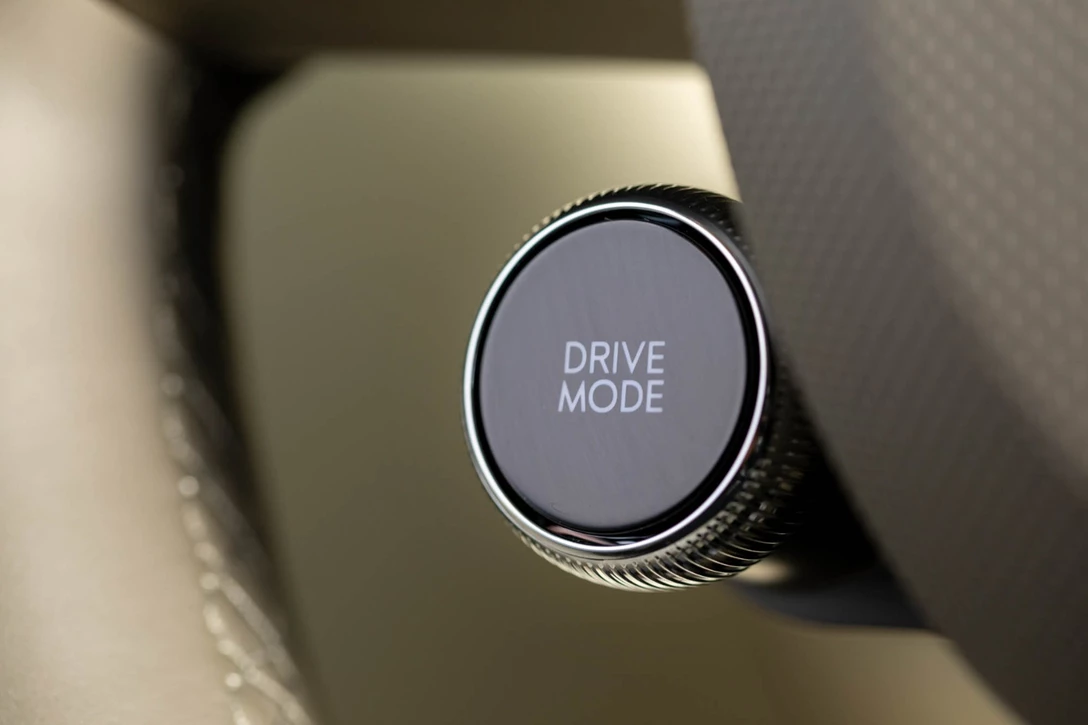 1703762-INSTER Static _18.jpg