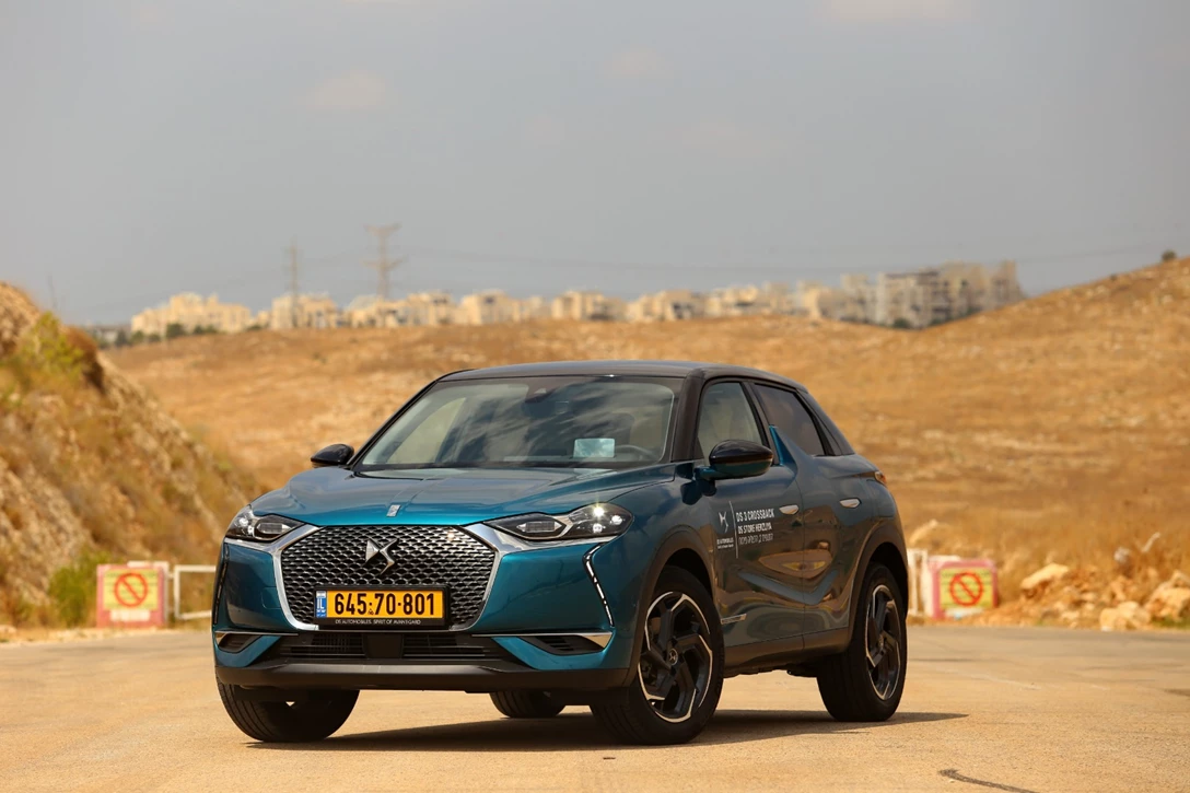 1624702-rotemi090919ds3cross (53).JPG