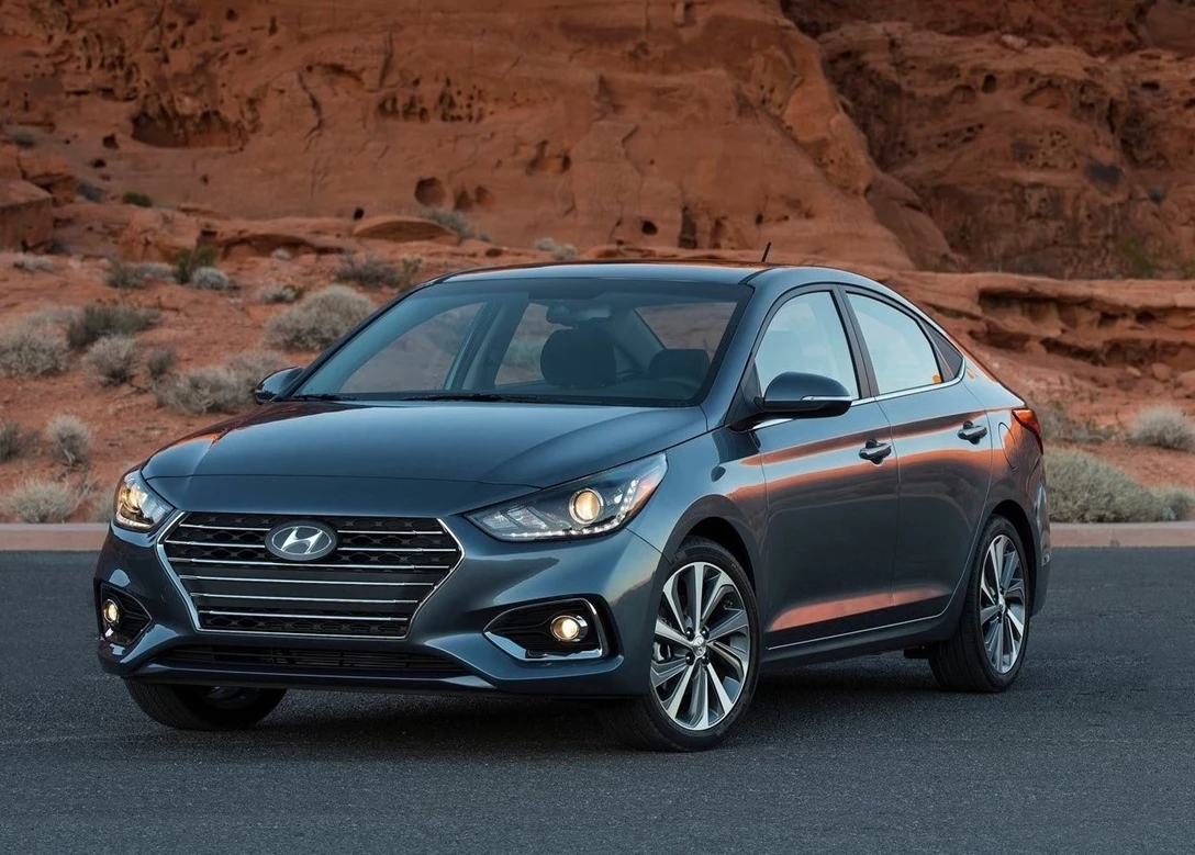 1641003-Hyundai-Accent-2019-01.jpg