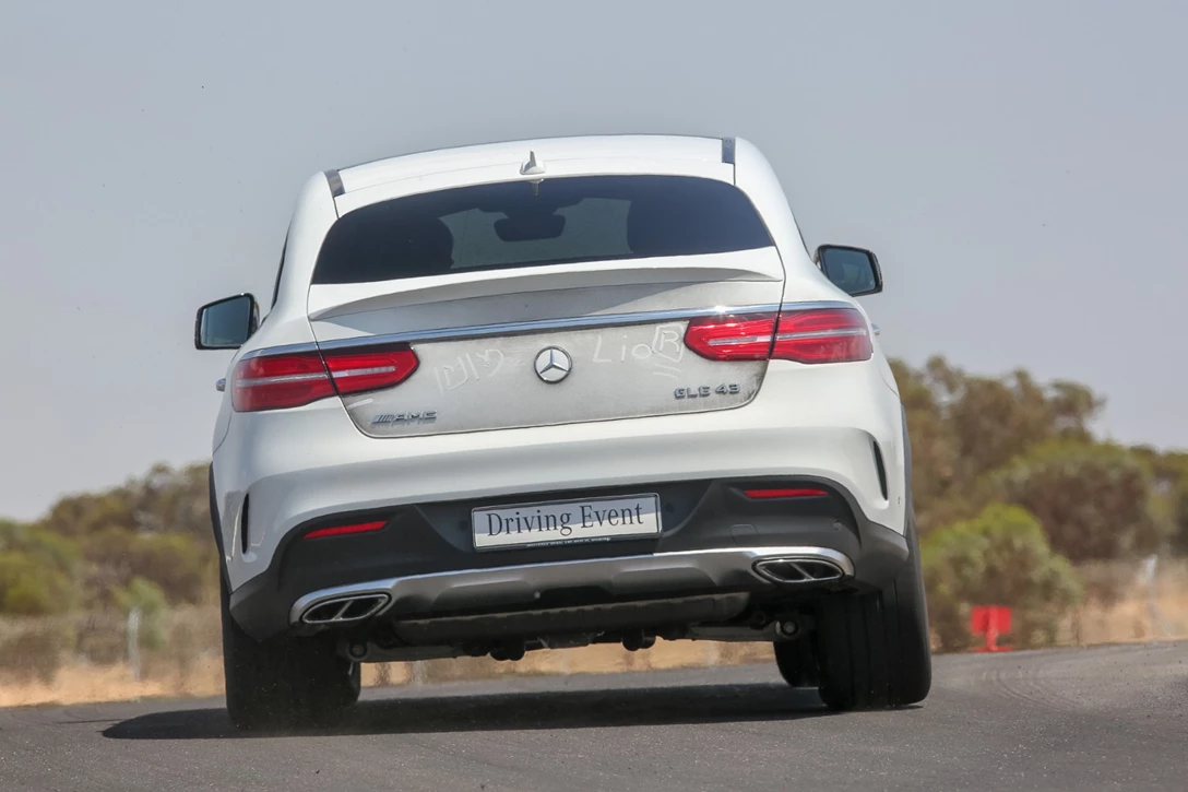 1595879-אירוע נהיגה מרצדס AMG מסלול שדה תימן 2018 (9).jpg