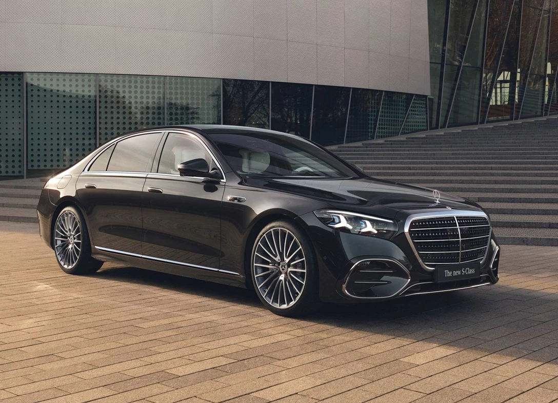 Mercedes-Benz-S-Class-2026-01.jpg
