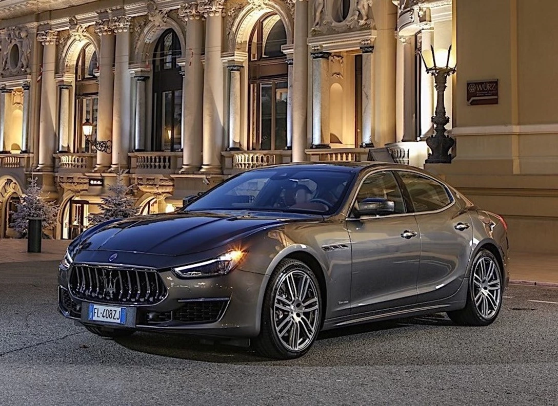 1664246-Maserati-Ghibli-2018-04.jpg