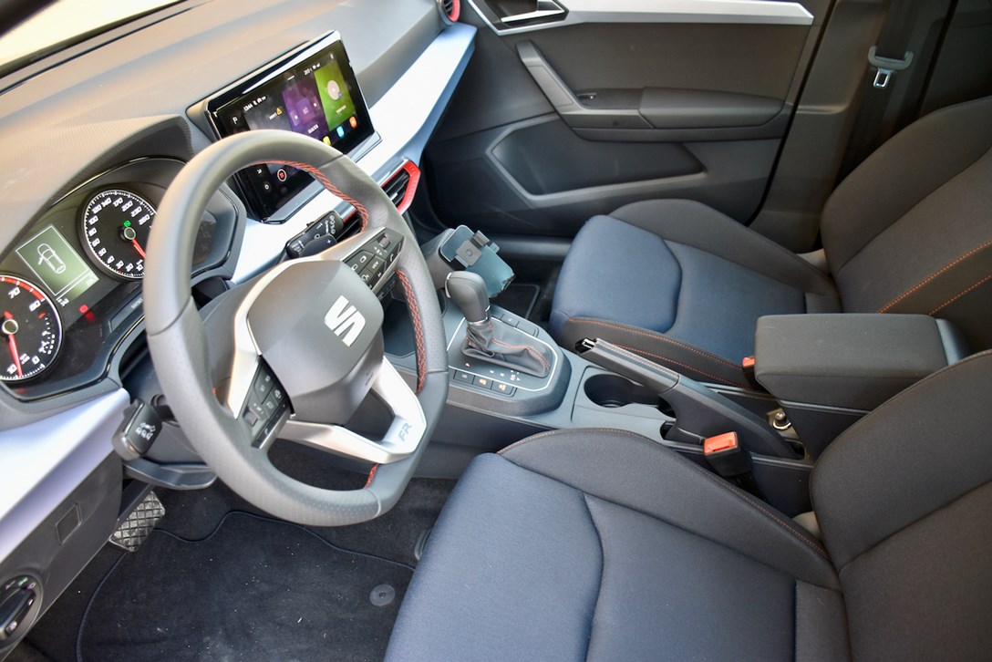 1654542-SEAT IBIZA FL - 1.jpeg