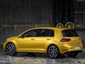 1588130-Volkswagen-Golf 2.jpg