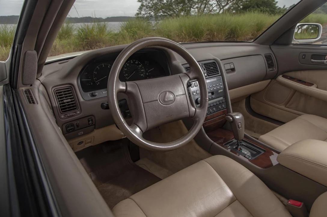 1619683-03-LS400 1990 (4).jpg