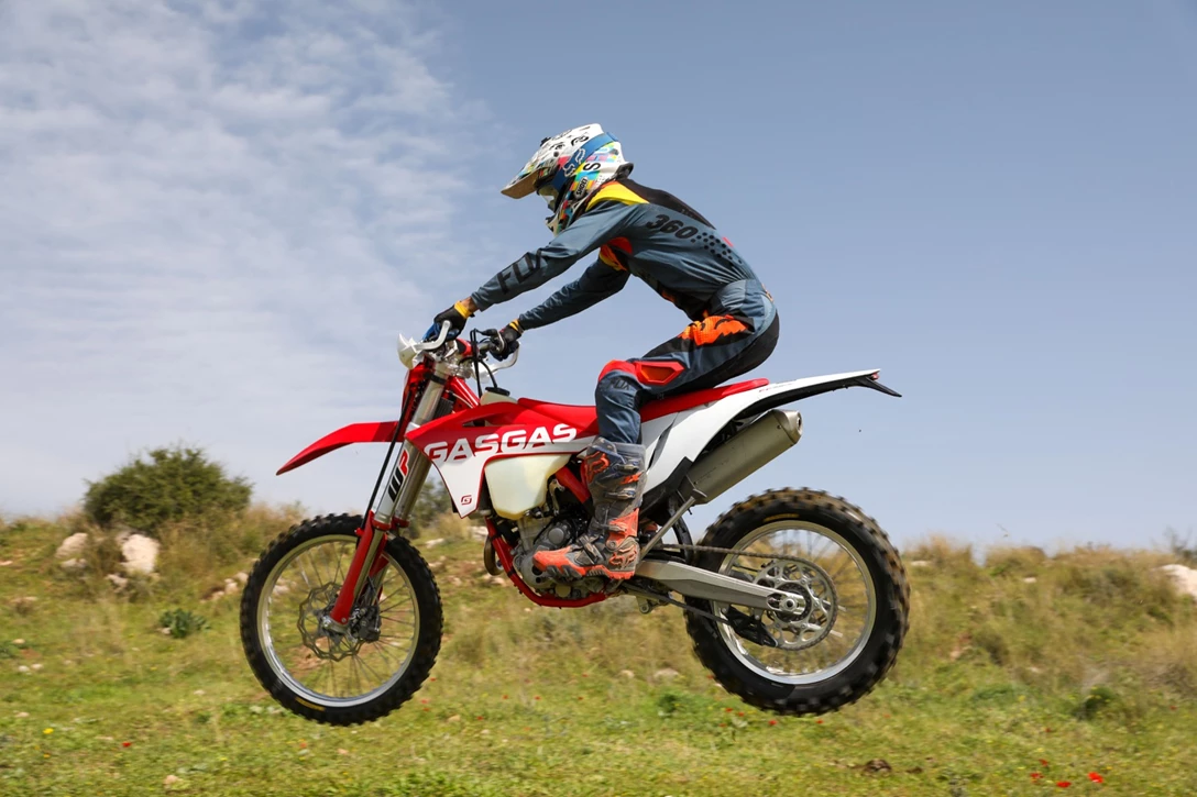 1640447-210223-gasgas-132.jpg
