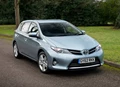 1647856-Toyota-Auris-2014-04.jpg