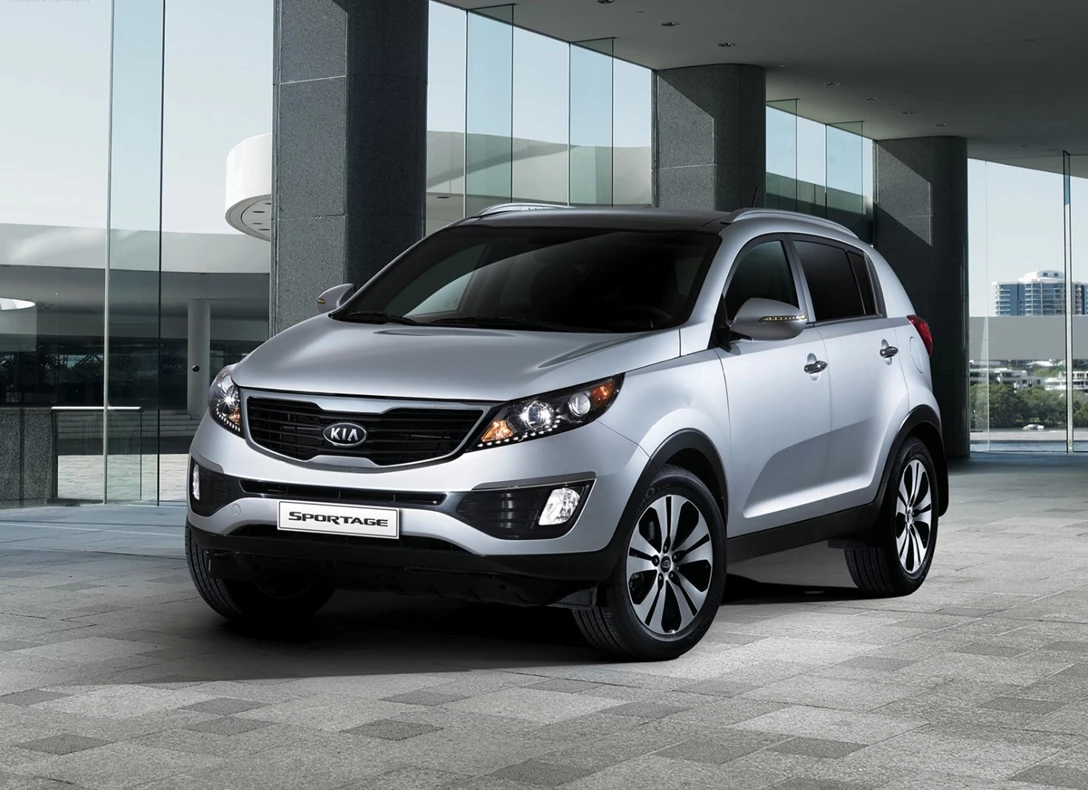 1651007-Kia-Sportage-2012-01.jpg