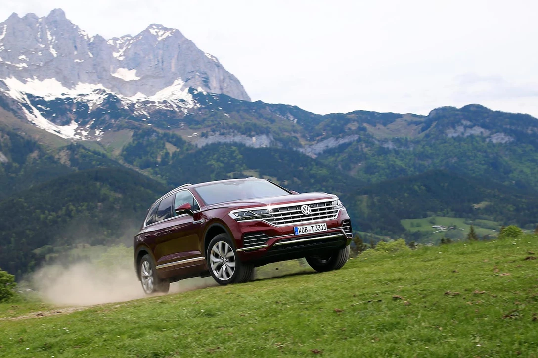 1595823-פולקסווגן טוארג - מבחן דרכים (השקה) (3).jpg