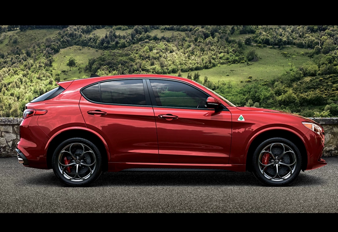 1655150-2018_alfa_romeo_stelvio_5_1600x1200.jpg