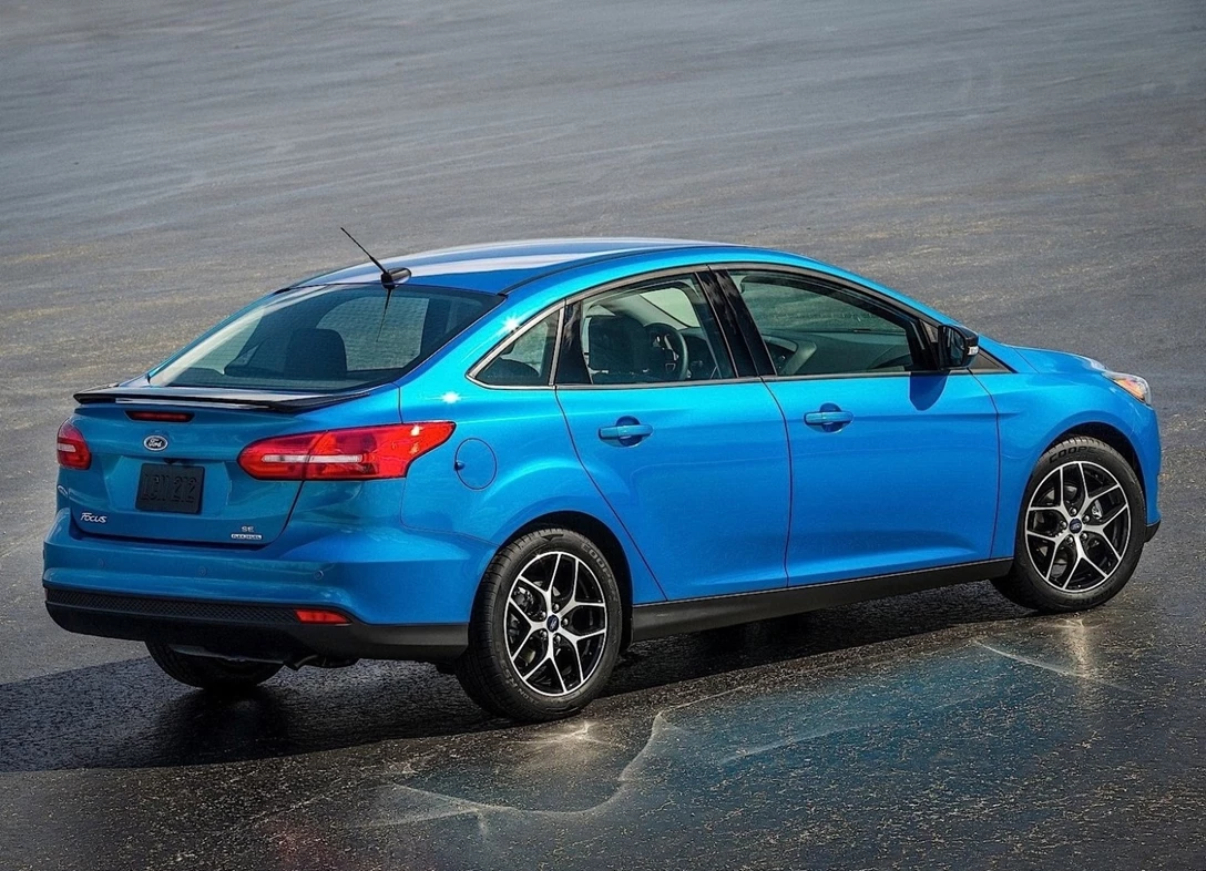 1648526-Ford-Focus-2017-09.jpg