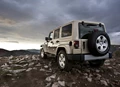 1660297-Jeep-Wrangler-2015-02.jpg