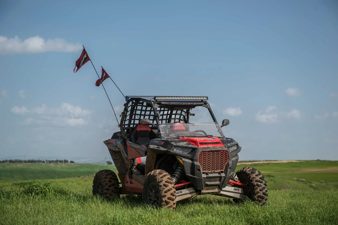 1591639-פולאריס רייזר דיינאמיקס (10).jpg