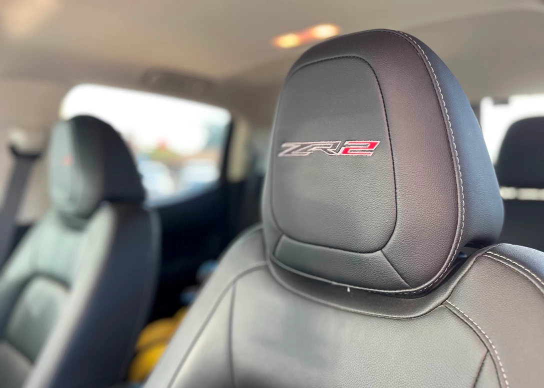 1684879-Chevrolet-Colorado-ZR2-2023-07-IS.jpg