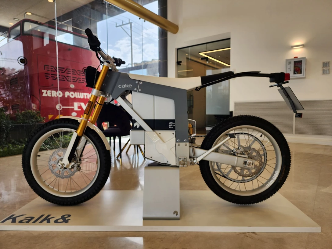 1679191-CAKE צילום איתמר רותם (1).jpg