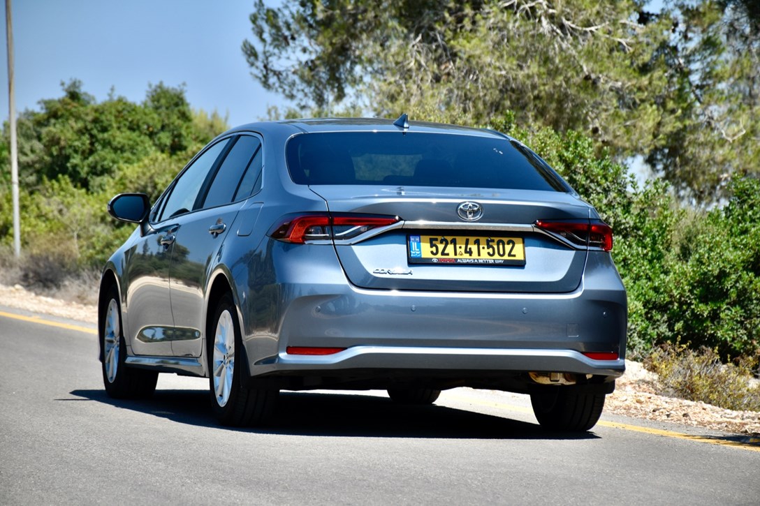 1648549-טויוטה קורולה 1.5 ל - 11.jpeg