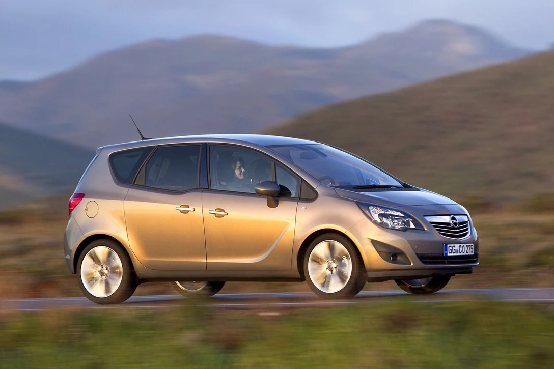 אופל מריבה 2011