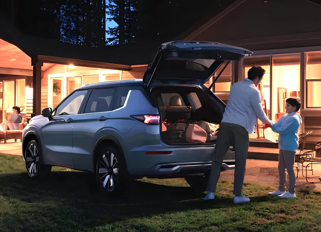 Mitsubishi-Outlander-2025-03.jpg