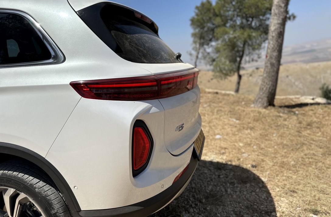 1682686-SKYWELL ET5 - 15-min.jpeg