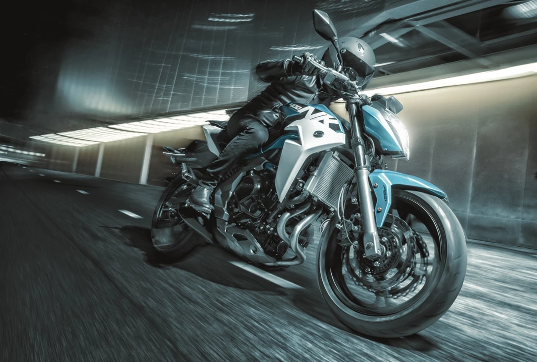 1621823-אופנועי CF MOTO_400NK (7).jpg