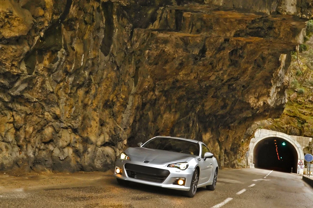 סובארו BRZ