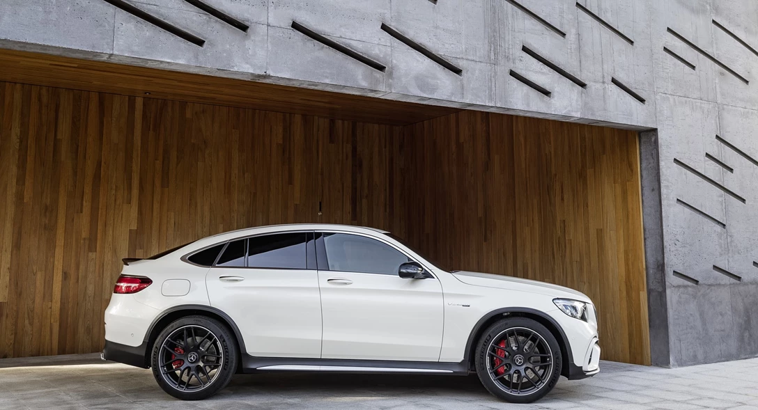 1655619-2018_mercedes-amg_glc_63_coupe_5_1920x1080.jpg