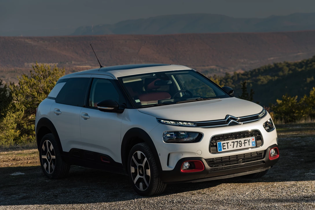 1591408-CL 18.005.156.jpg