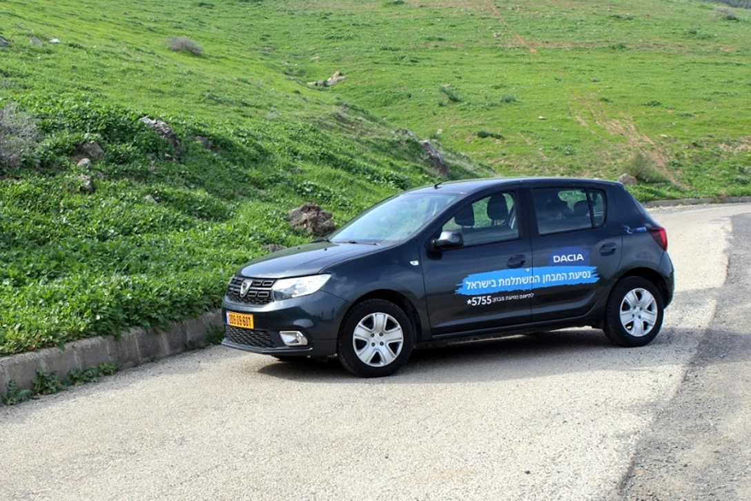 1616019-דאציה סנדרו - מבחן דרכים (0.96 ל טורבו רובוטי) (8).jpg