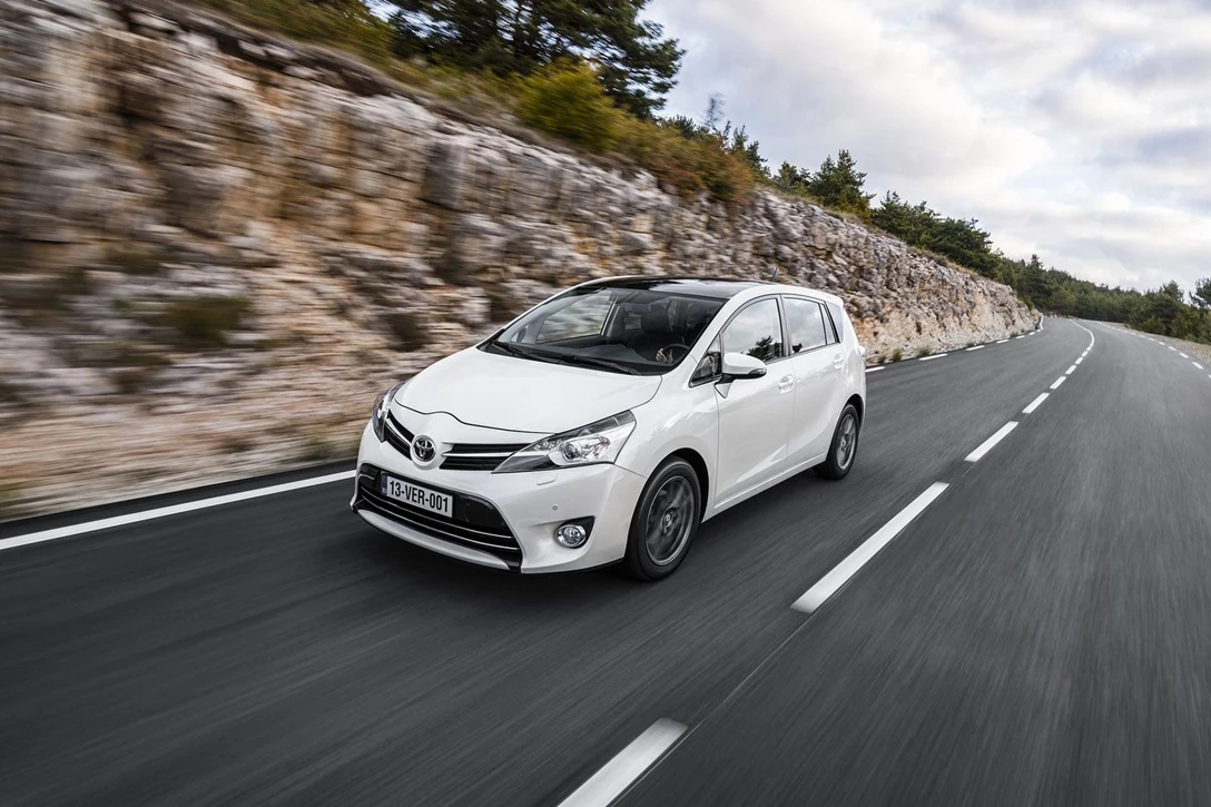 טויוטה ורסו