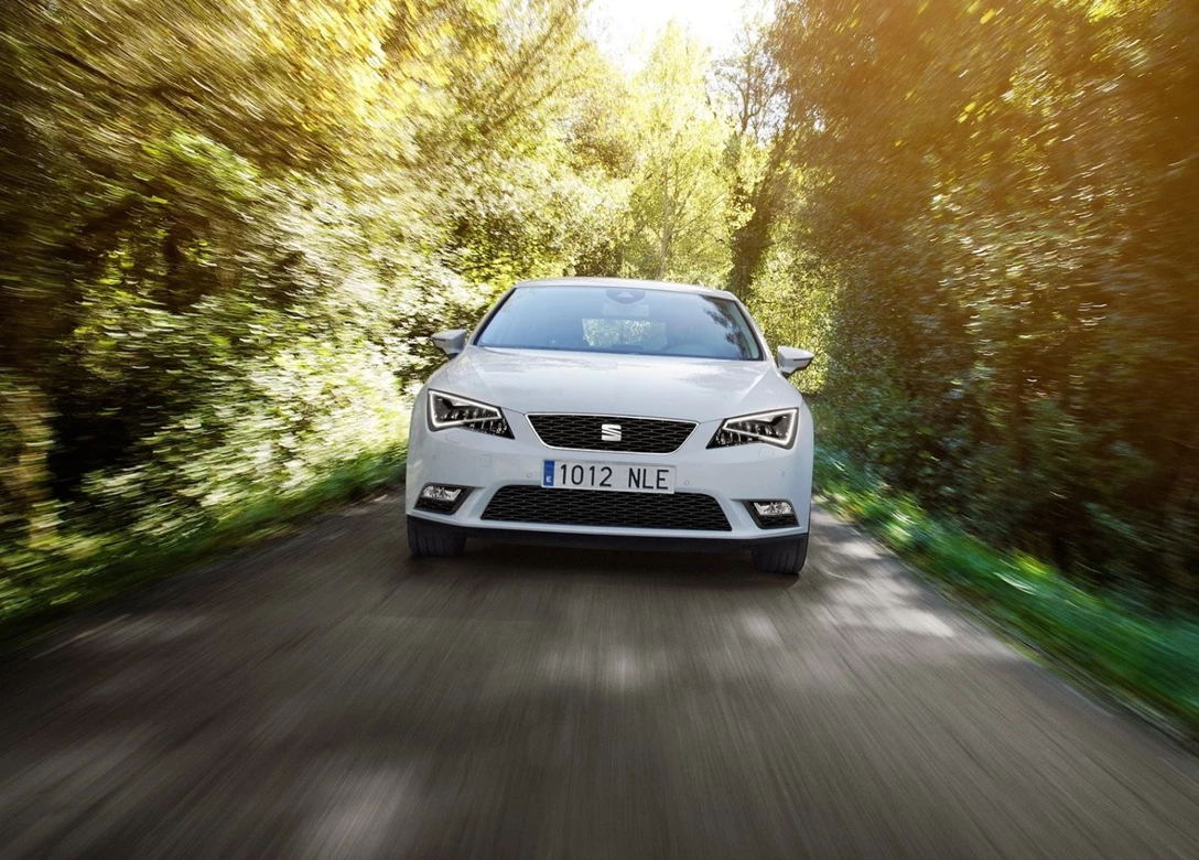 1651030-Seat-Leon-2013-1600-29.jpg