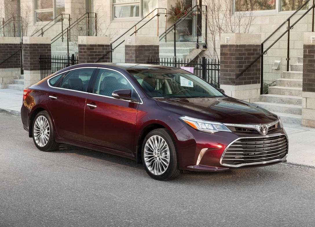 1620238-Toyota-Avalon-2016-04.jpg