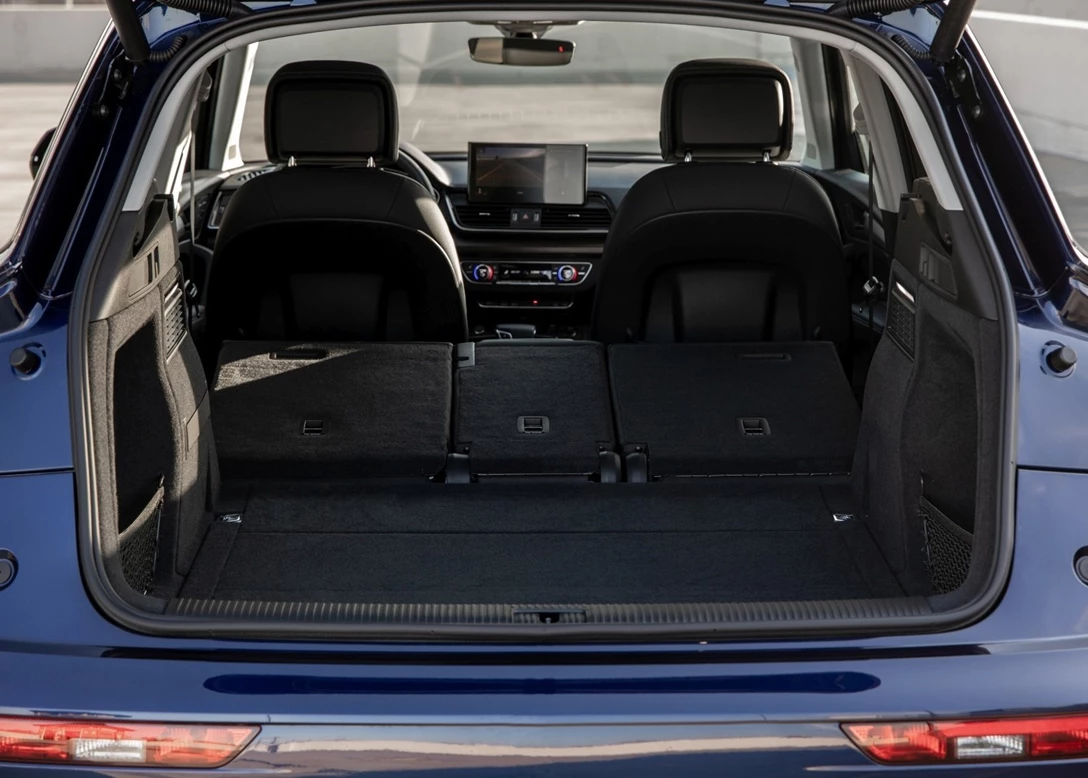 1678339-Audi_Q5-2023-10.jpg