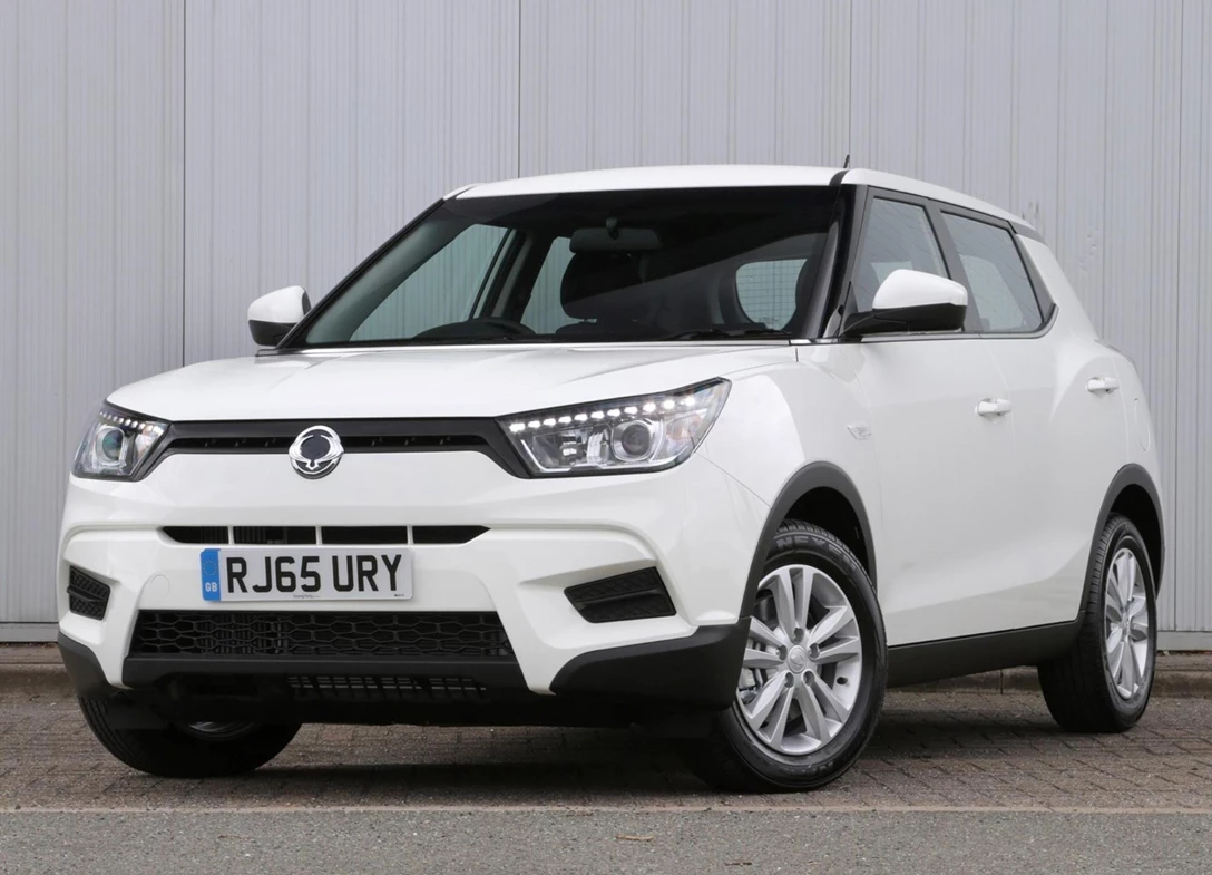 1689789-SsangYong-Tivoli-2019-04.jpg