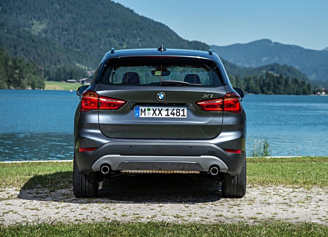 1669706-BMW-X1-2016-04.jpg