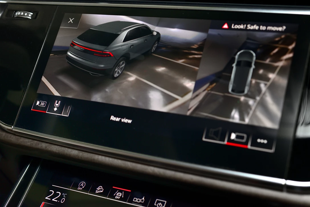 1606634-אודי Q8 מבחן דרכים  (7).jpg