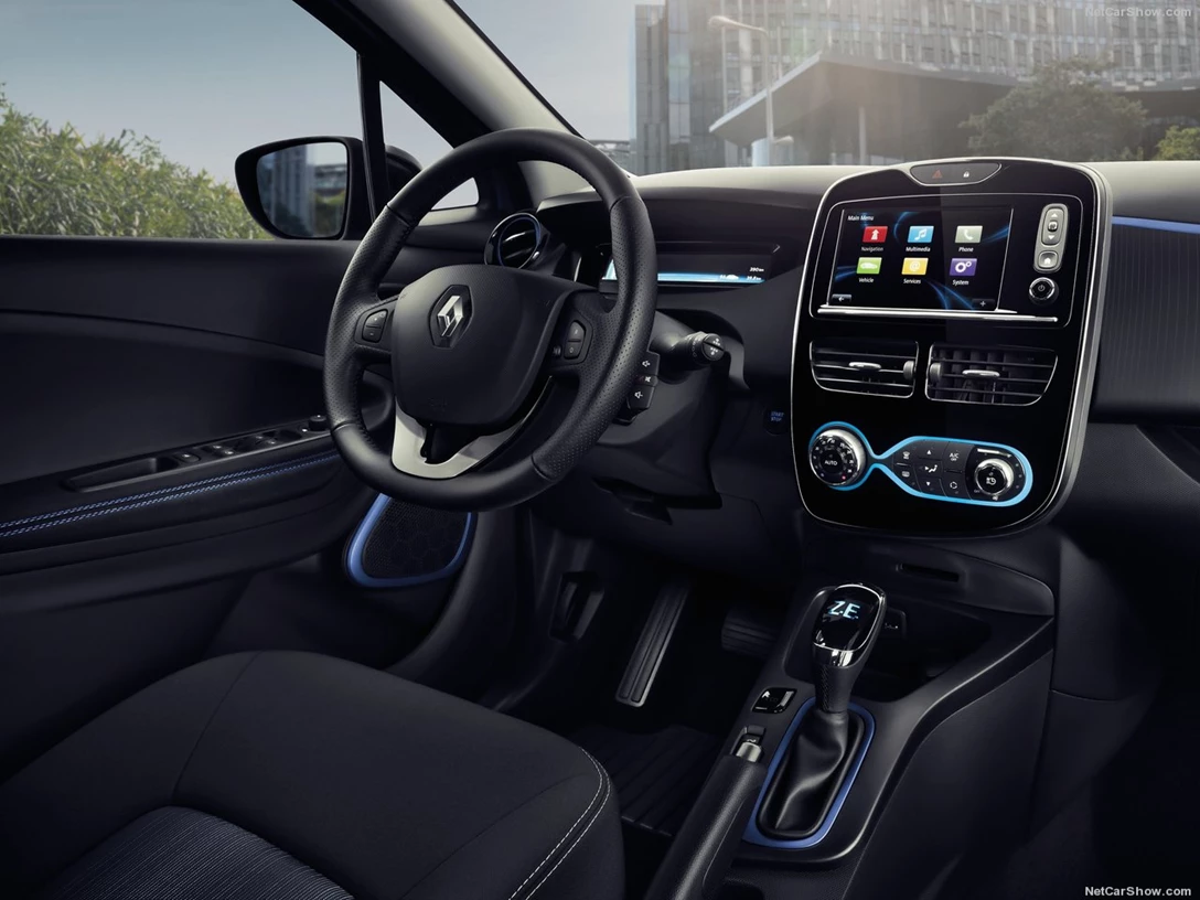 1589206-Renault-Zoe 7.jpg