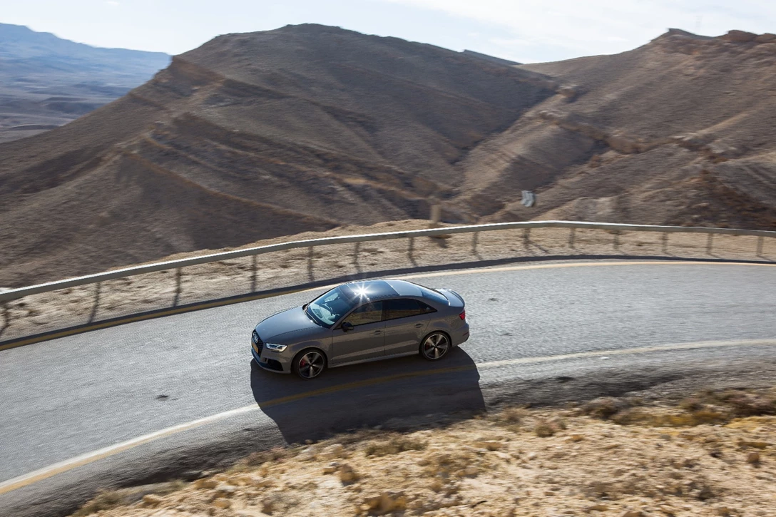 1593869-אודי RS3 מבחן דרכים (9).jpg