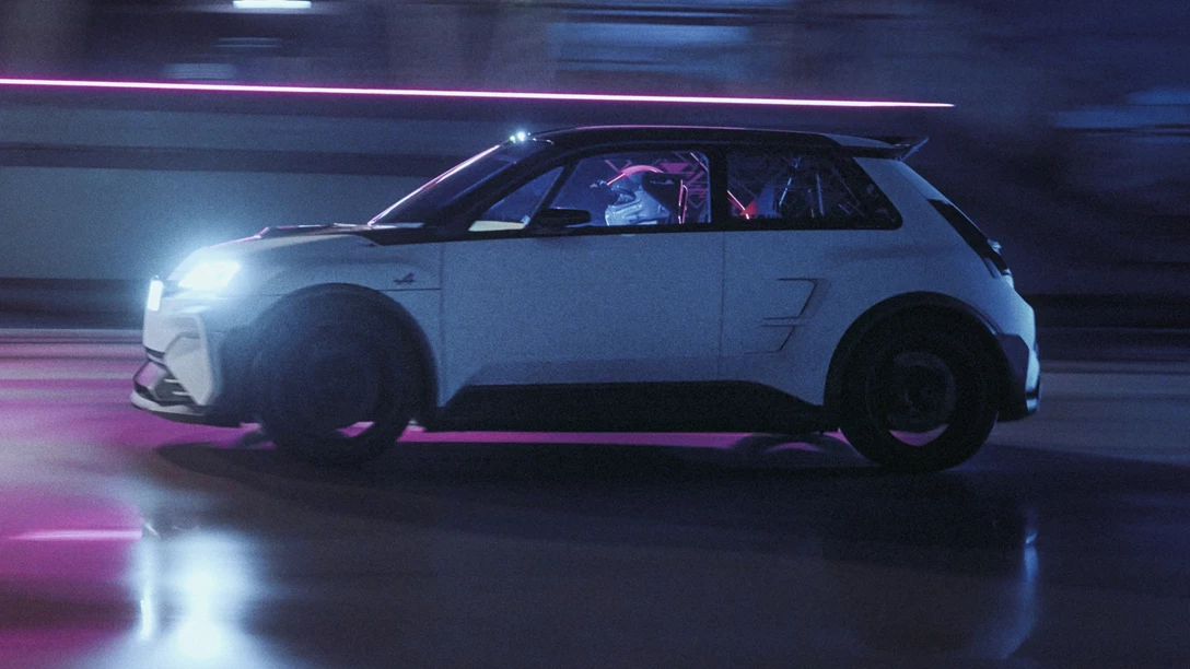 1682368-A290_ Show-car (2)-min.jpg