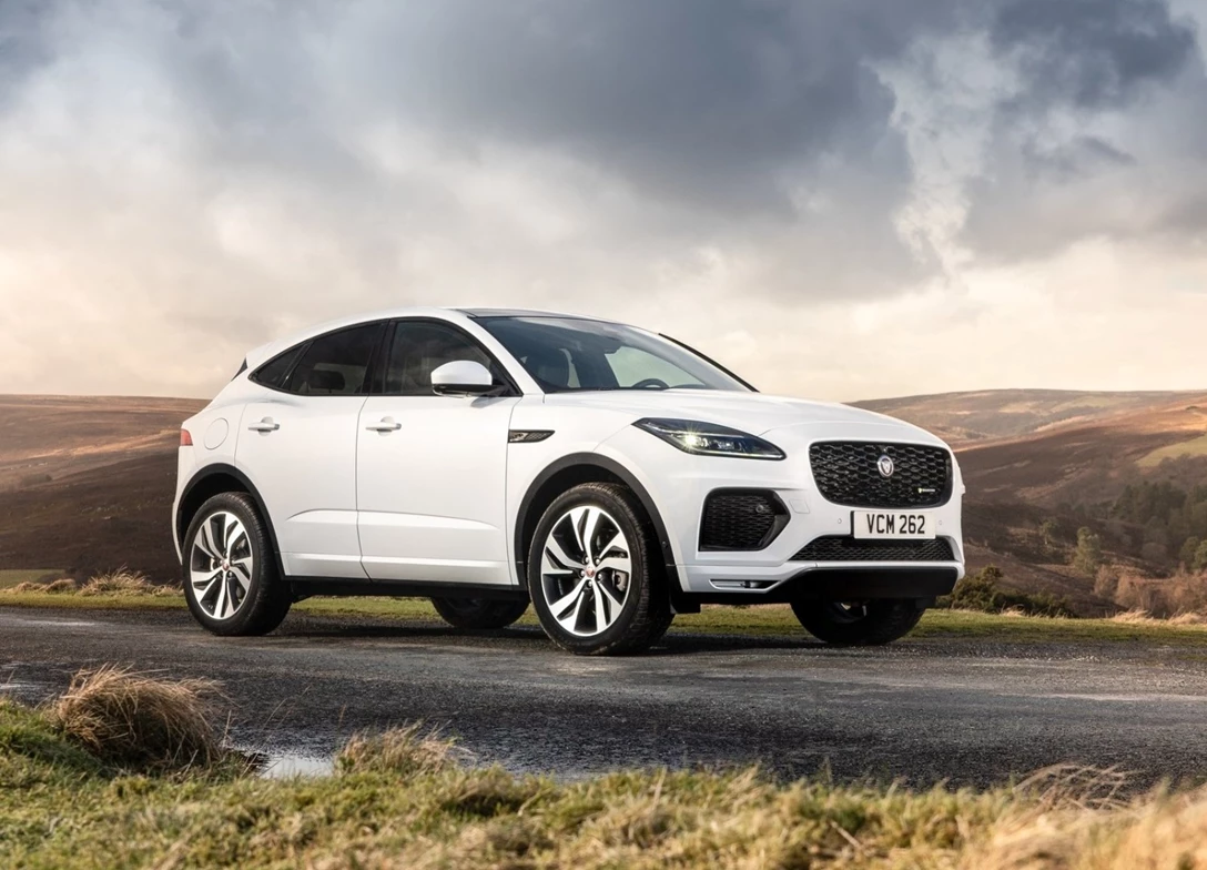 1682205-Jaguar-E-Pace-2023-01.jpg