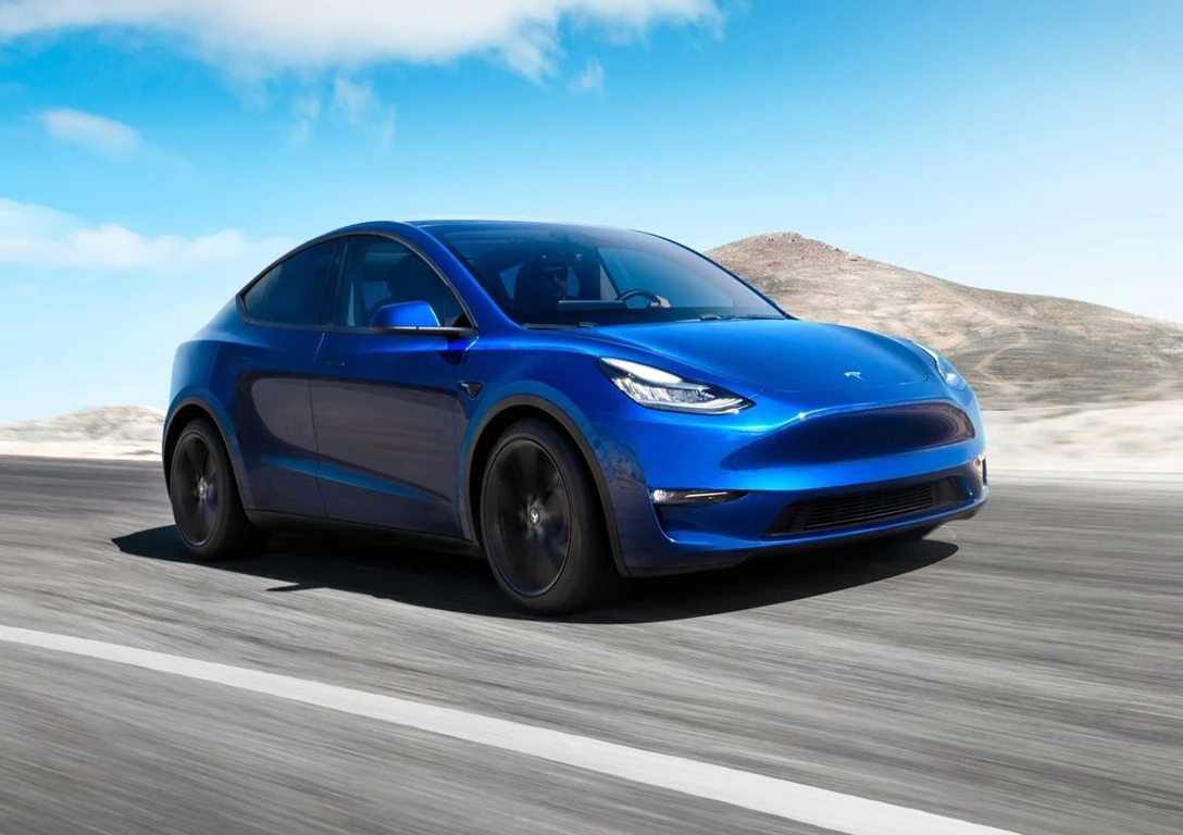 1649805-Tesla-Model_Y-2022-01.jpg