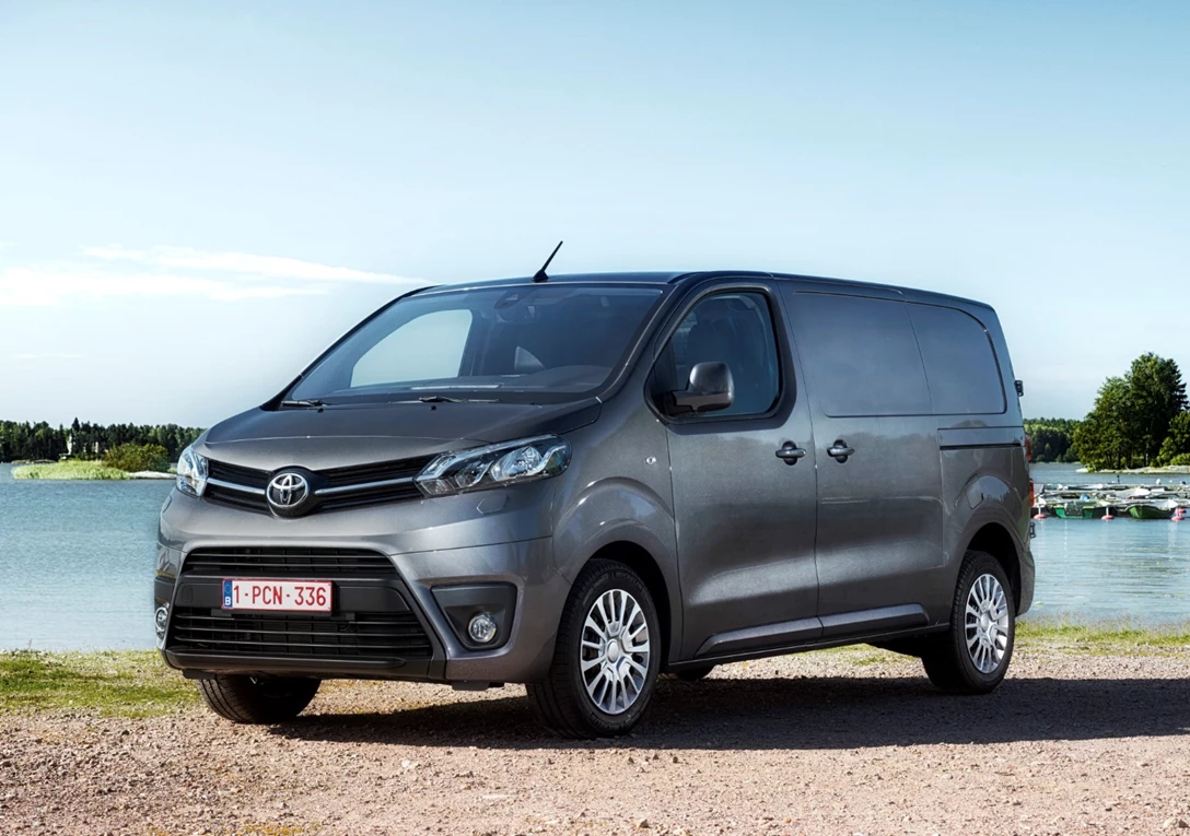 1680517-Toyota-ProAce-2023-04.jpg