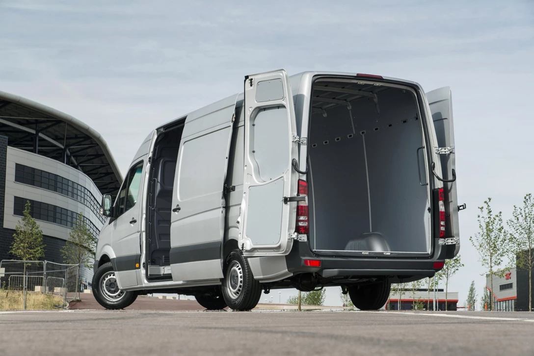 1602223-Sprinter 16.jpg