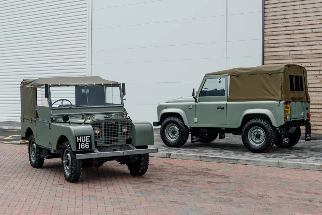 1594883-לנד רובר יום הולדת 70 (21) .JPG