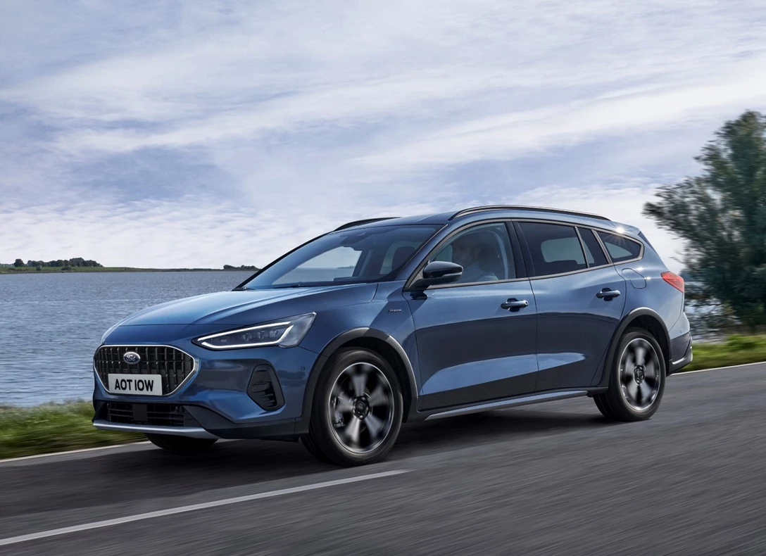 1661161-Focus Active Tourer.jpg