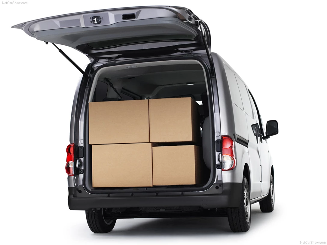 1588247-Nissan-NV200 3.jpg