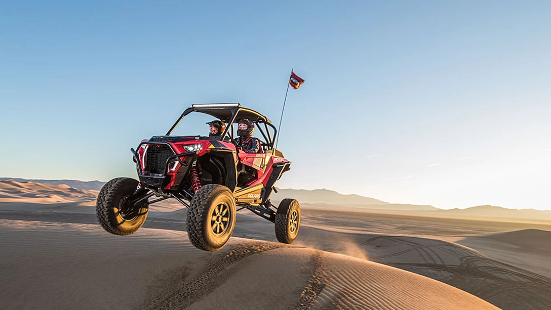 1592608-rzr-turbo-s-location-8.jpg