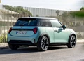 1696817-Mini-Cooper-Electric-2024-02.jpg